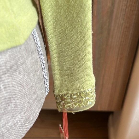 Vintage Dillard’s Intuitions Sweater, V-Neck Pullover, Size Small, Lace & Beads - Picture 4 of 11